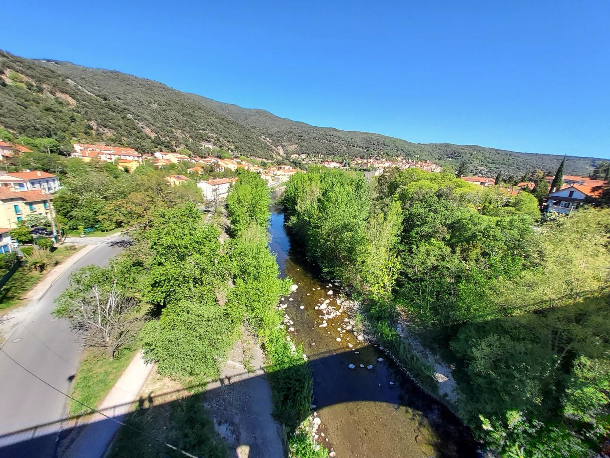 Appartement A Beholding Sight Amelie-les-Bains-Palalda Bagian luar foto